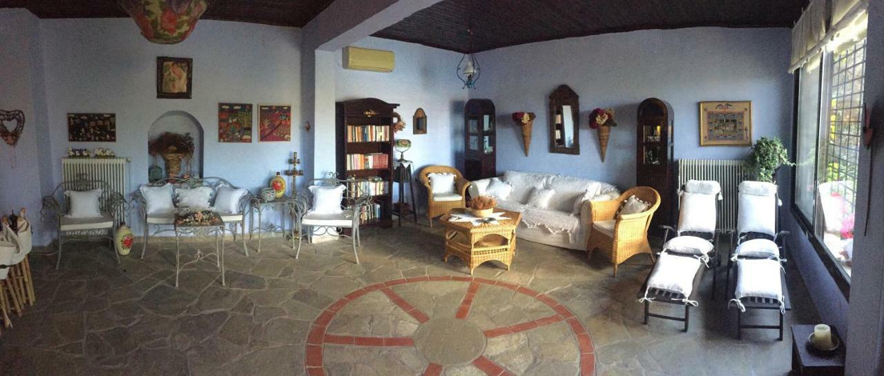 Villa Valia: Traditional Luxurious Residence Пиргадикия Екстериор снимка