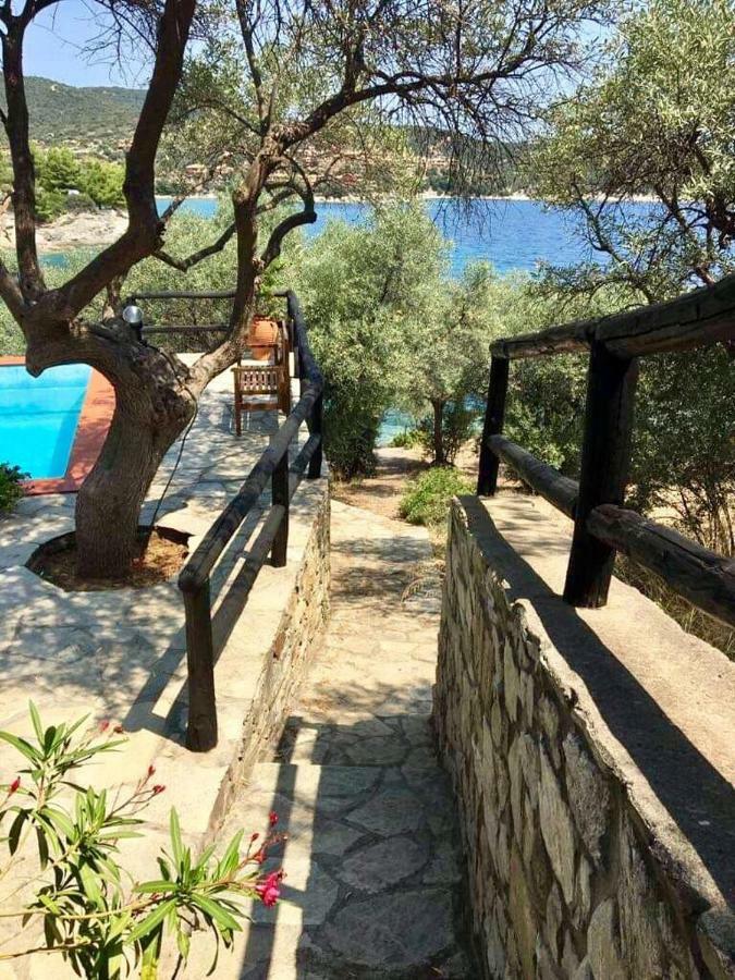 Villa Valia: Traditional Luxurious Residence Пиргадикия Екстериор снимка